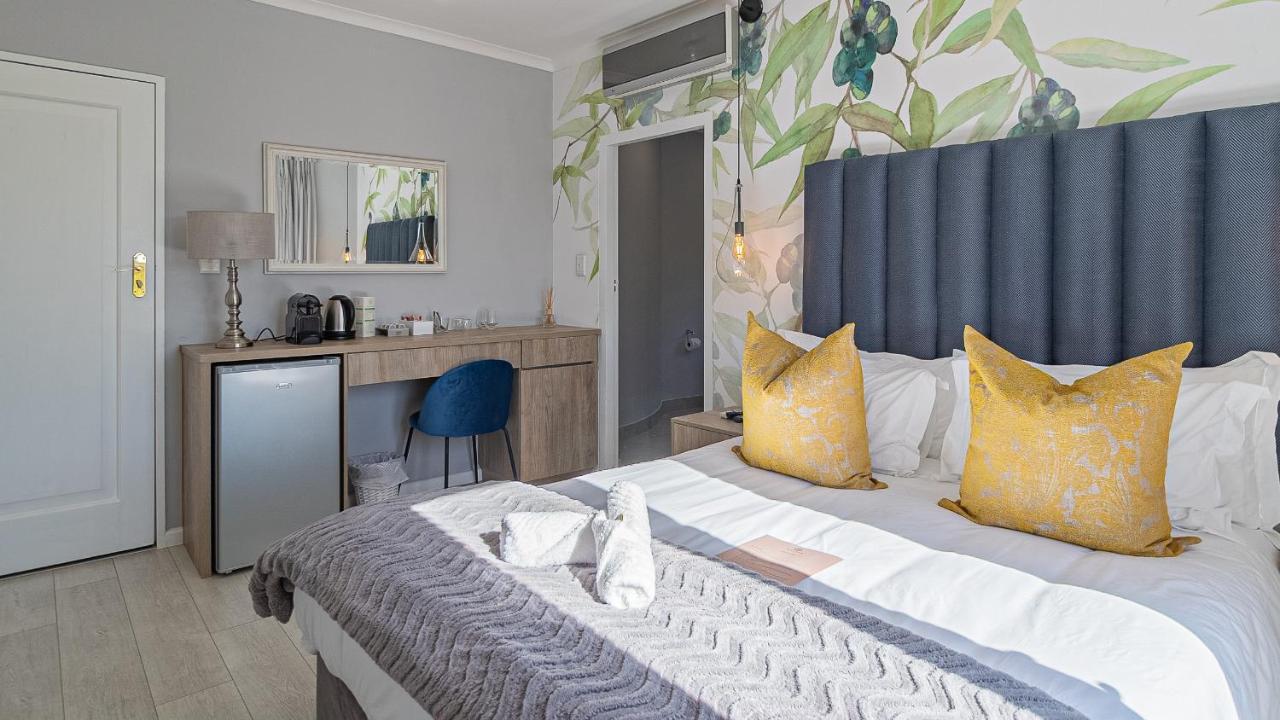 The Salene Hotel & Apartments 斯泰伦博斯 外观 照片