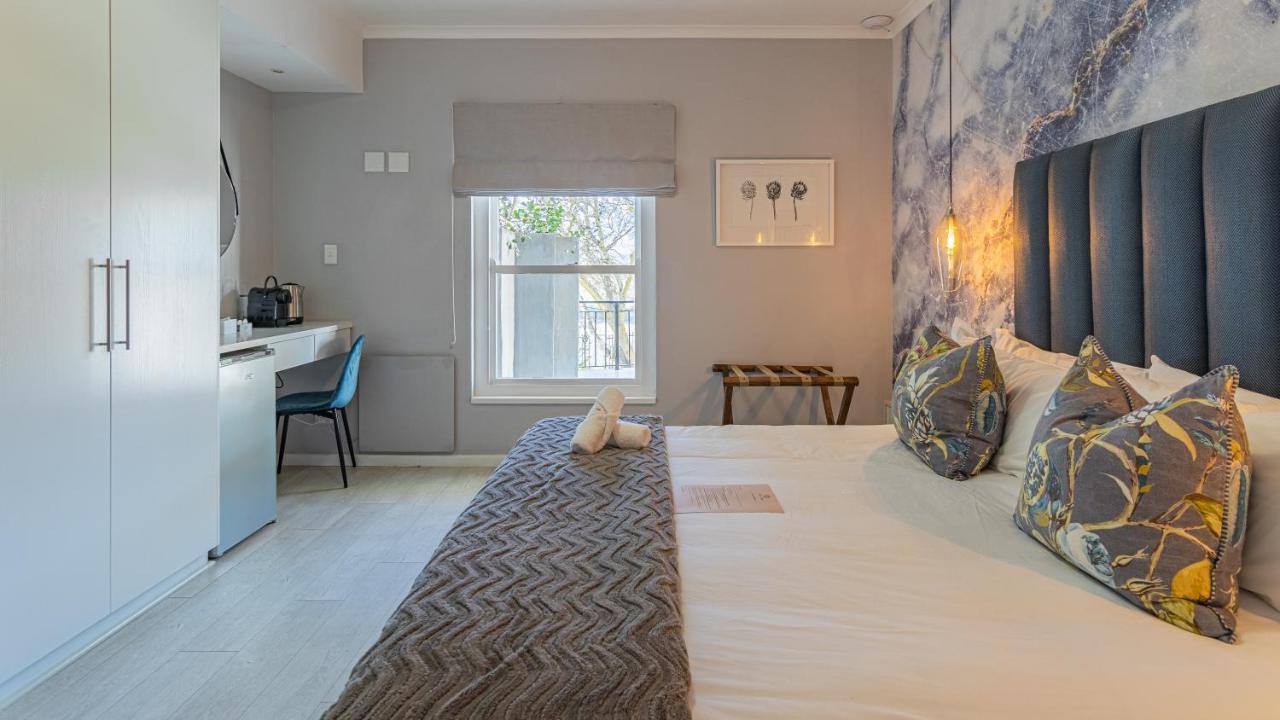 The Salene Hotel & Apartments 斯泰伦博斯 外观 照片